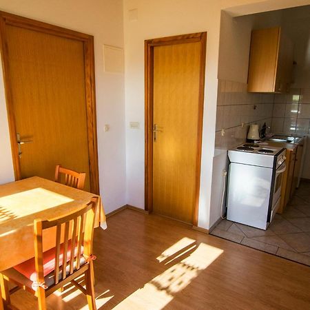 Apartments Zile Starigrad Paklenica Bagian luar foto