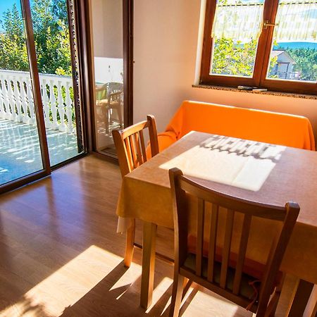 Apartments Zile Starigrad Paklenica Bagian luar foto