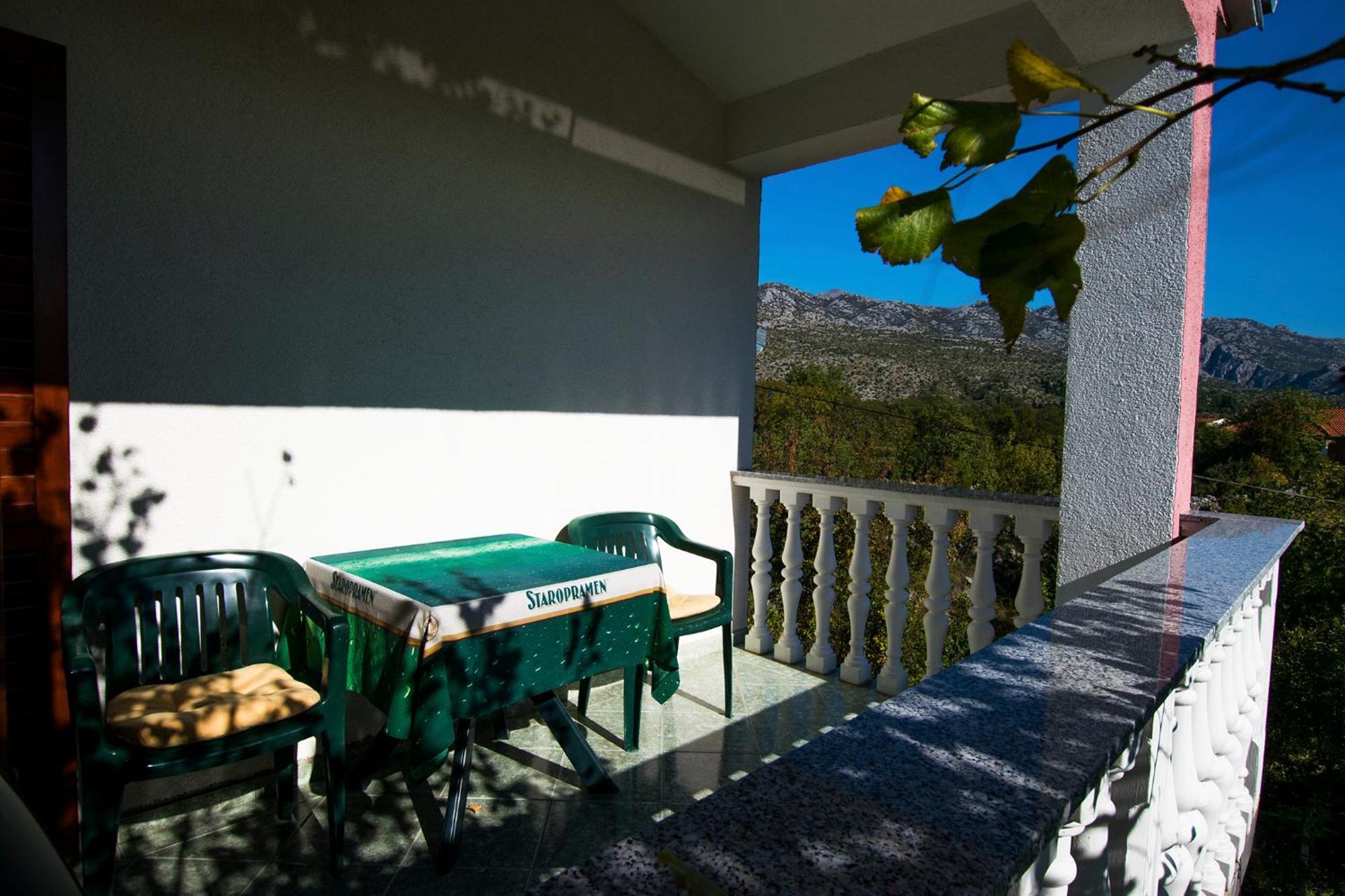 Apartments Zile Starigrad Paklenica Bagian luar foto