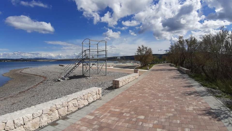 Apartments Zile Starigrad Paklenica Bagian luar foto