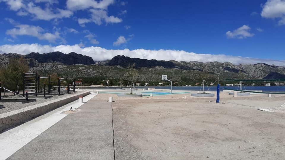 Apartments Zile Starigrad Paklenica Bagian luar foto