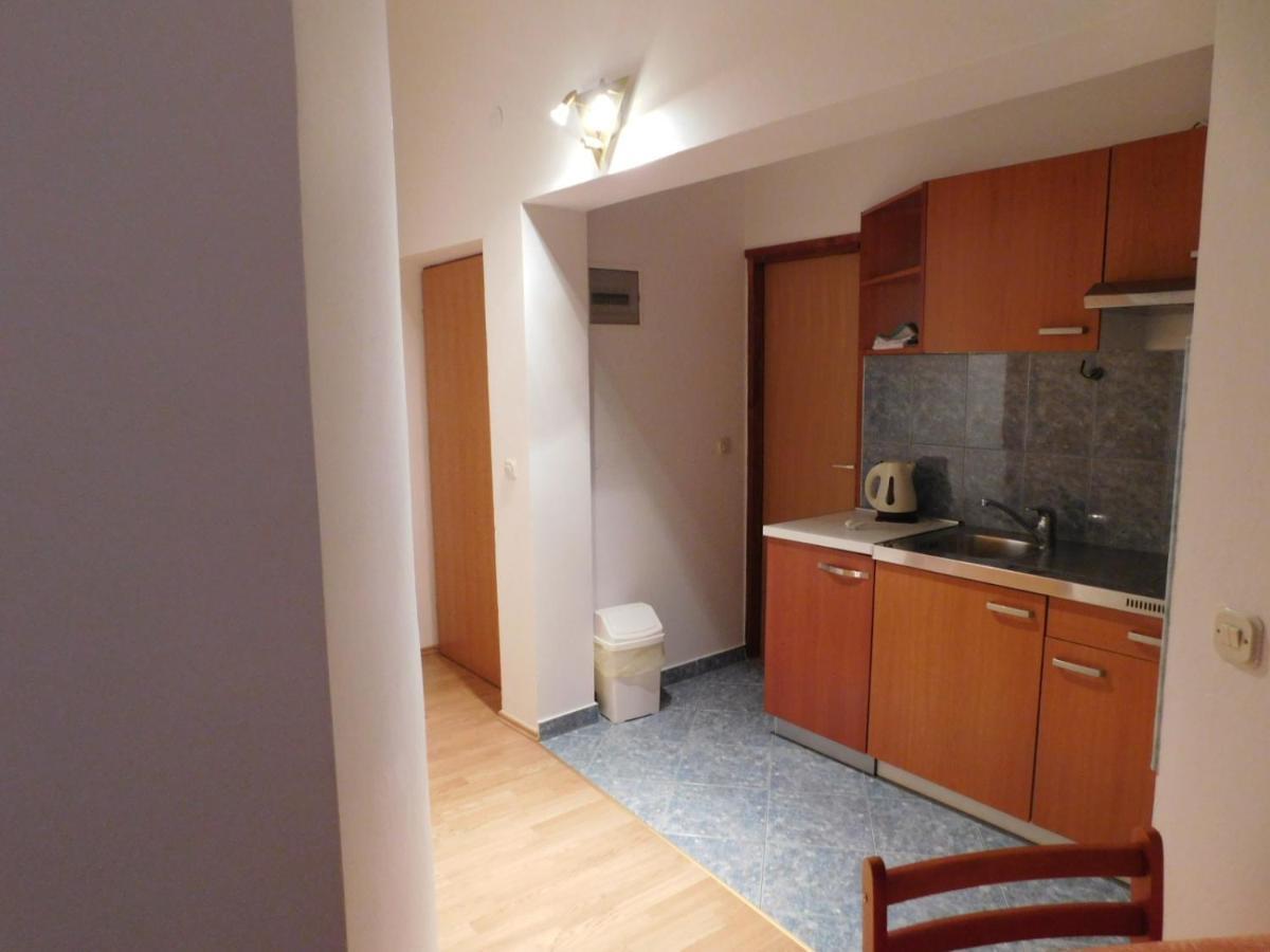Apartments Zile Starigrad Paklenica Bagian luar foto